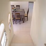 Katerina - Luxury 4-br Retreat With Private Pool & Bbq Area Peyia