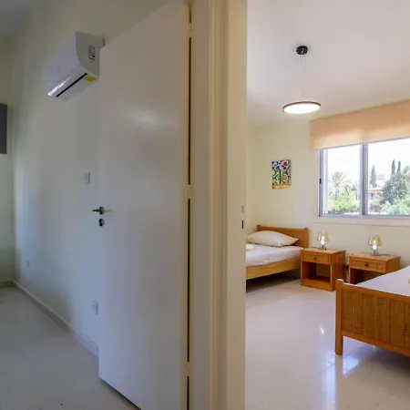 Holiday home 4 Bedroom Katerina *