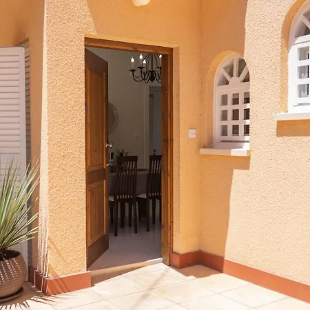 Holiday home 4 Bedroom Katerina Peyia